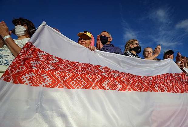 Народный белорусский флаг 