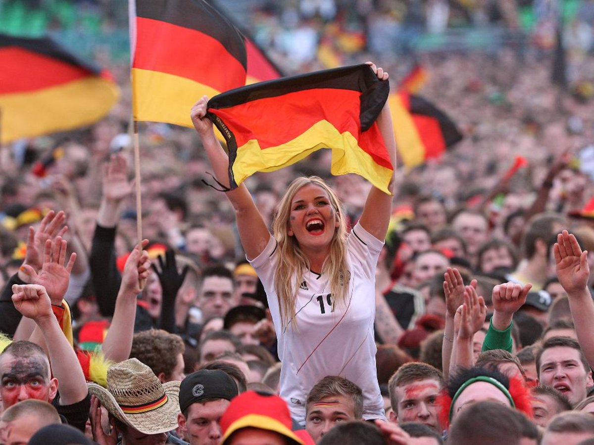 Немецкие люди фото. Жители Германии. Народы Германии. Германия немцы. Население Германии.