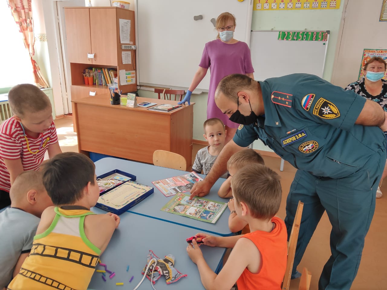 Беседа с детьми в детском саду. Беседа с детьми. Беседа в старшей группе. Беседа с детьми старшей группы. Познавательная беседа с детьми.